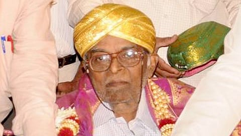 ಬಿ. ಶೇಷಾದ್ರಿ