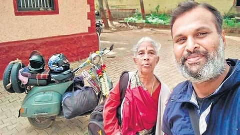 ಕೃಷ್ಣಕುಮಾರ್ ಹಾಗೂ ಆತನ ತಾಯಿ