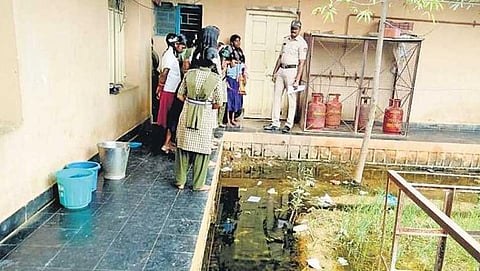 ಸಮಾಜ ಕಲ್ಯಾಣ ಇಲಾಖೆ ಹಾಸ್ಟೆಲ್'ಗಳಲ್ಲಿ ಅವ್ಯವಸ್ಥೆ: ಸಂಕಷ್ಟದಲ್ಲಿ ವಿದ್ಯಾರ್ಥಿನಿಯರು
