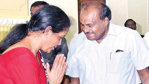 ವಿಧಾನಸೌಧದಲ್ಲಿ ನಡೆದ ಸಭೆಗೆ ಆಗಮಿಸಿದ ರಕ್ಷಣಾ ಸಚಿವೆ ನಿರ್ಮಲಾ ಸೀತಾಮರನ್