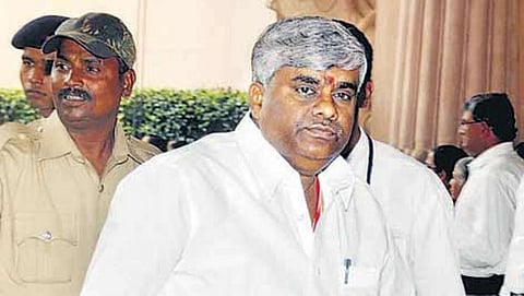 ಸಚಿವ ಹೆಚ್.ಡಿ.ರೇವಣ್ಣ
