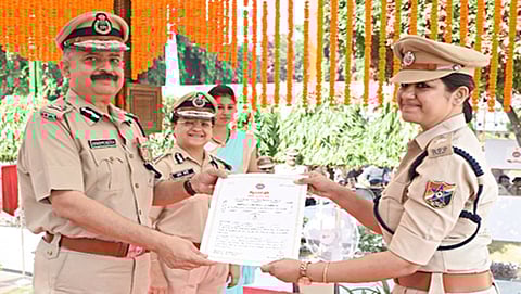 ಪ್ರಶಸ್ತಿ ಪ್ರದಾನ ಚಿತ್ರ