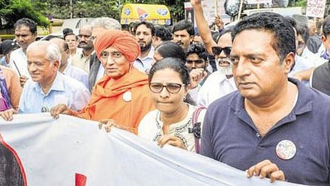 ರಾಜಭವನ ಚಲೋ ಕಾರ್ಯಕ್ರಮದಲ್ಲಿ ಸ್ವಾಮಿ ಅಗ್ನಿವೇಶ್