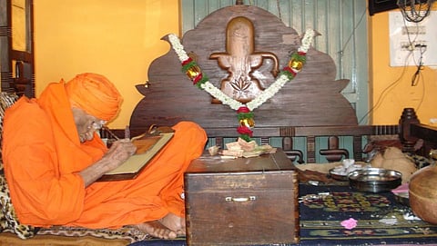 ಸಿದ್ಧಗಂಗಾ ಶ್ರೀಗಳ ಆರೊಗ್ಯ ಸ್ಥಿರ, ಆದರೆ ದರ್ಶನಕ್ಕೆ ಇಲ್ಲ ಅವಕಾಶ