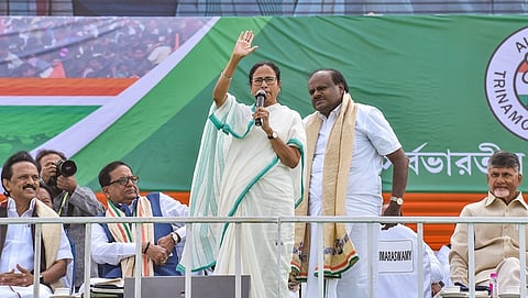 ಕೋಲ್ಕತ್ತಾದಲ್ಲಿ ನಡೆದ ಬ್ರಿಗೇಡ್ ಸಮಾವೇಶದಲ್ಲಿ ಪ್ರತಿಪಕ್ಷ ನಾಯಕರ ಒಗ್ಗಟ್ಟು ಪ್ರದರ್ಶನ