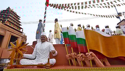 ಕರ್ನಾಟಕದ ಸ್ತಬ್ಧ ಚಿತ್ರ