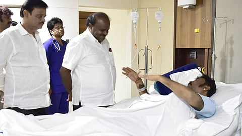 ಆನಂದ್ ಸಿಂಗ್ ಆರೋಗ್ಯ ವಿಚಾರಿಸಿದ ಸಿಎಂ ಕುಮಾರಸ್ವಾಮಿ