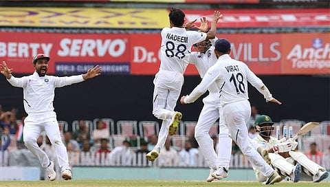 ಪದಾರ್ಪಣೆ ಪಂದ್ಯದಲ್ಲೇ ವಿಕೆಟ್ ಕಬಳಿಸಿದ ನದೀಮ್ ಸಂಭ್ರಮ