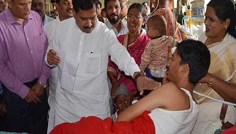 ಕೇಂದ್ರ ಸಚಿವ ಸುರೇಶ್ ಅಂಗಡಿ