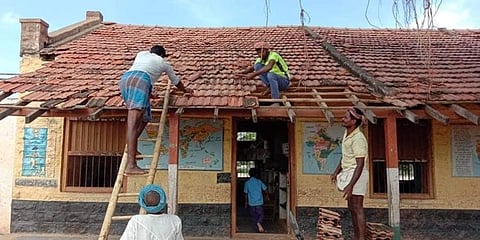 ದುರಸ್ತಿ ಕಾಣುತ್ತಿರುವ ಶಾಲಾ ಕಟ್ಟಡ