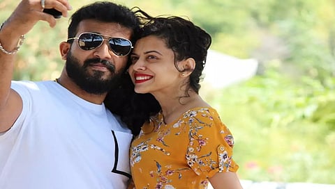 ರಿಯಲ್ ಲೈಫ್ ನಲ್ಲಿ ಹಸೆಮಣೆ ಏರಲು ತಯಾರಾದ್ರು ಮಿ. ಆಂಡ್ ಮಿಸೆಸ್ ರಂಗೇಗೌಡ! ಮೇ ನಲ್ಲಿ ರಘು-ಅಮೃತಾ ಮದ್ವೆ
