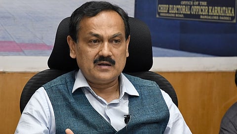 ಸುದ್ದಿಗೋಷ್ಠಿಯಲ್ಲಿ ಮಾತನಾಡಿದ ಮುಖ್ಯ ಚುನಾವಣಾಧಿಕಾರಿ ಸಂಜೀವ್ ಕುಮಾರ್