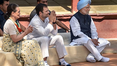 ಸಿಡಬ್ಲ್ಯುಸಿ ಸಭೆಯಲ್ಲಿ ಸೋನಿಯಾ ಗಾಂಧಿ - ರಾಹುಲ್ ಗಾಂಧಿ