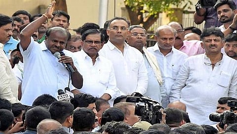 ಕುಮಾರಸ್ವಾಮಿ-ಕಾಂಗ್ರೆಸ್ ನಾಯಕರು