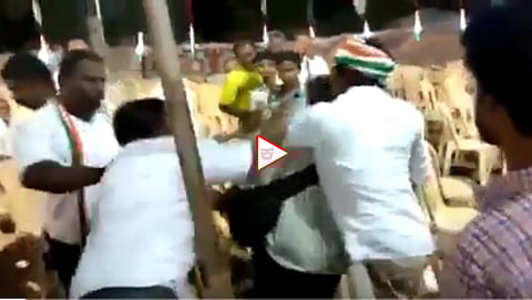 ಛಾಯಾಗ್ರಾಹಕನ ಮೇಲೆ ಕಾಂಗ್ರೆಸ್ ಕಾರ್ಯಕರ್ತರ ಹಲ್ಲೆ