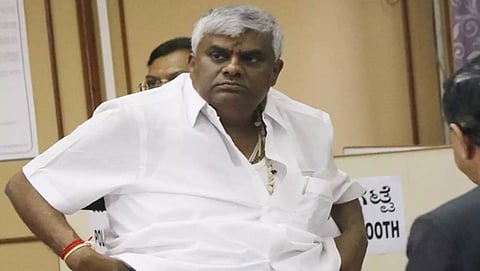 ಪರೀಕ್ಷೆ ಪಾಸಾಗಲು ಹಣ ಕೊಟ್ಟರೆ ಅದು ತಿರುಪತಿ ಹುಂಡಿಗೆ : ಹೆಚ್.ಡಿ.ರೇವಣ್ಣ