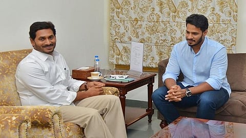 ಜಗನ್ ಭೇಟಿ ಮಾಡಿದ ನಿಖಿಲ್ ಕುಮಾರಸ್ವಾಮಿ