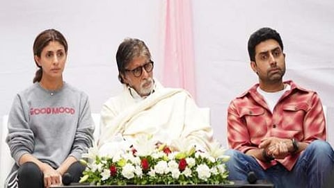 ಕಾರ್ಯಕ್ರಮದಲ್ಲಿ ತಮ್ಮ ಮಕ್ಕಳೊಂದಿಗೆ ಅಮಿತಾಬ್ ಬಚ್ಚನ್