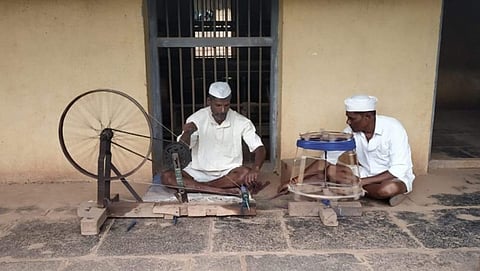 ಜೈಲಿನ ಕೈದಿಗಳು