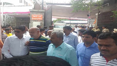 ಅತೃಪ್ತ ಶಾಸಕರ ಶಿರಡಿ ಭೇಟಿ