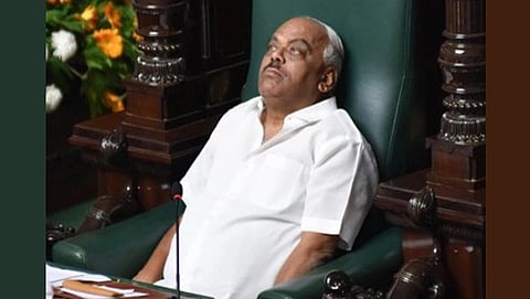 ಆಡಳಿತ-ವಿಪಕ್ಷಗಳ ಗದ್ದಲ:  ವಿಧಾನಸಭೆ ಕಲಾಪ ಮಧ್ಯಾಹ್ನ 3 ಕ್ಕೆ ಮುಂದೂಡಿಕೆ