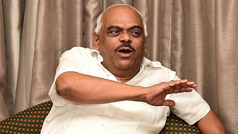 ರಾಜಕೀಯ ಅನಿಶ್ಚಿತತೆ ಮುಂದುವರೆದರೆ ರಾಷ್ಟ್ರಪತಿ ಆಡಳಿತ ಜಾರಿ ಅನಿವಾರ್ಯವಾಗಬಹುದು: ರಮೇಶ್ ಕುಮಾರ್