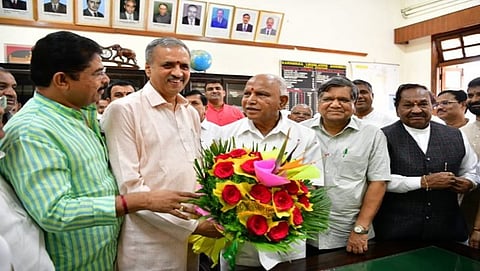 ಸಭಾಧ್ಯಕ್ಷರಾಗಿ ಬಿಜೆಪಿಯ ವಿಶ್ವೇಶ್ವರ ಹೆಗಡೆ ಕಾಗೇರಿ ಅವಿರೋಧ ಆಯ್ಕೆ