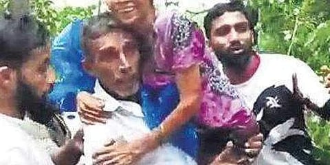 62 ವರ್ಷದ ಹಿರಿಯ ನಾಗರಿಕ ಚಾರ್ಮಾಡಿ ಘಾಟ್ ಹೀರೋ