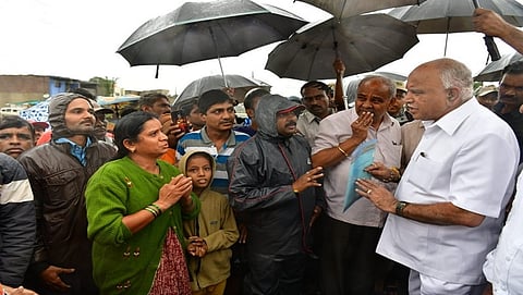 ಪ್ರವಾಹ ಸಂತ್ರಸ್ತರೊಂದಿಗೆ ಮುಖ್ಯಮಂತ್ರಿ ಬಿಎಸ್ ಯಡಿಯೂರಪ್ಪ