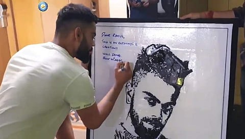 ವರ್ಷದ ಮೊದಲ ಟಿ20  ಆಡಲು ಗುವಾಹಟಿ:ಗೆ ಬಂದ ಕ್ಯಾಪ್ಟನ್ ಕೊಹ್ಲಿಗೆ ಅಭಿಮಾನಿಯಿಂದ ಸ್ಪೆಷಲ್ ಗಿಫ್ಟ್