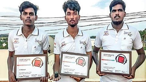 ಅತಿಸಣ್ಣ ಉಪಗ್ರಹ ತಯಾರಿಸಿದ ವಿದ್ಯಾರ್ಥಿಗಳು