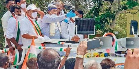 ಉಪ ಚುನಾವಣೆಗಾಗಿ ಸಿದ್ದರಾಮಯ್ಯ ಪ್ರಚಾರ