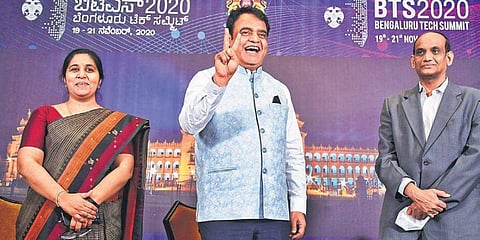ಬೆಂಗಳೂರು ತಂತ್ರಜ್ಞಾನ ಸಮಾವೇಶ-2020ರಲ್ಲಿ ಡಿಸಿಎಂ ಅಶ್ವತ್ಥ್ ನಾರಾಯಣ್ ಹಾಗೂ ಅಧಿಕಾರಿಗಳು