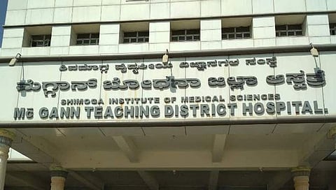 ಶಿವಮೊಗ್ಗ: ಕೋವಿಡ್ ಆಸ್ಪತ್ರೆಯಲ್ಲಿ ಆಕಸ್ಮಿಕ ಬೆಂಕಿ