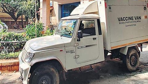 ಲಸಿಕೆ ಸಾಗಿಸುವ ವಾಹನ
