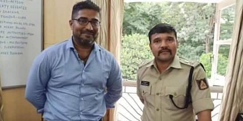 ಐಪಿಎಸ್ ಅಧಿಕಾರಿ ರವಿ ಚೆನ್ನಣ್ಣನವರ್ ಅವರೊಂದಿಗೆ ಉದ್ಯಮಿ ಕಾರ್ತಿಕ್ ನಾರಾಯಣ್