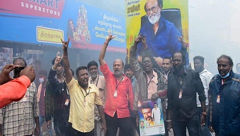 ತಿರುಚಿಯಲ್ಲಿ ರಜನಿಕಾಂತ್ ರಾಜಕೀಯ ಪ್ರವೇಶದ ಬಗ್ಗೆ ಸಂಭ್ರಮಾಚರಣೆ