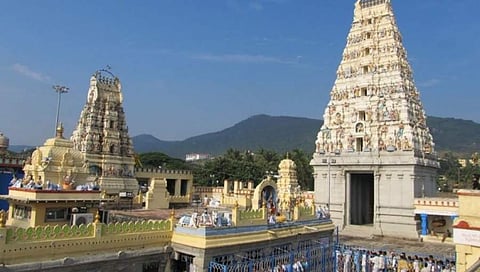 ಮಹದೇಶ್ವರ ಬೆಟ್ಟ ದೇವಾಲಯ