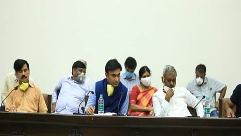 ಡಾ. ಸುಧಾಕರ್ ಮತ್ತಿತರರು