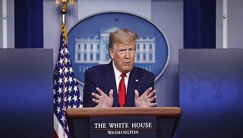 ಹೊಸ ವಲಸೆ ಹಸಿರು ಕಾರ್ಡಿಗೆ ಅಮೆರಿಕ ತಾತ್ಕಾಲಿಕ ನಿರ್ಬಂಧ: ಈ ಬಗ್ಗೆ ಡೊನಾಲ್ಡ್ ಟ್ರಂಪ್ ಹೇಳಿದ್ದೇನು?