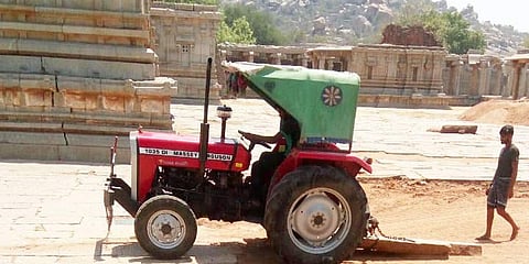 ಹಂಪಿಯಲ್ಲಿ ಟ್ರಾಕ್ಟರ್ ಮೂಲಕ ಕಾಮಗಾರಿ