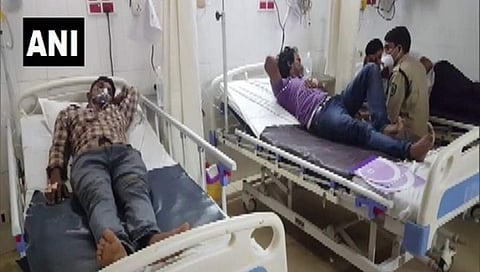 ಆಸ್ಪತ್ರೆಯಲ್ಲಿ ಚಿಕಿತ್ಸೆ ಪಡೆಯುತ್ತಿರುವ ಅಸ್ವಸ್ಥರು