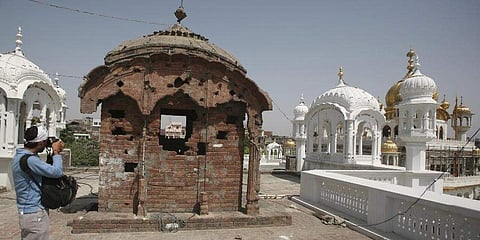 ಗೋಲ್ಡನ್ ಟೆಂಪಲ್
