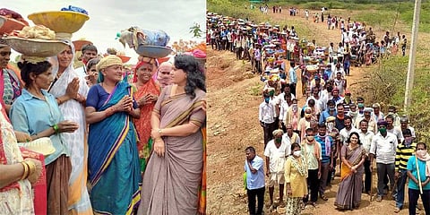 ಕೂಲಿಕಾರರೊಂದಿಗೆ ಅಂತರ ಮರೆತು ಸಮಾಲೋಚಿಸುತ್ತಿರುವ ಸಿಇಒ