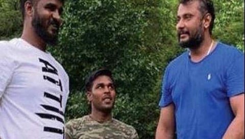 ಲಾಕ್ ಡೌನ್ ನಡುವೆ ಸಸಿಗಳನ್ನು ನೆಟ್ಟ ಡಿ ಬಾಸ್ ದರ್ಶನ್