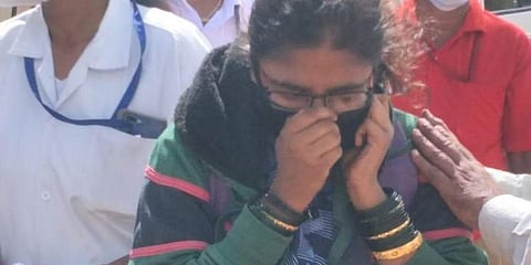 ತಂದೆ ಕಳೆದುಕೊಂಡ ದುಃಖದಲ್ಲಿ ಅನುಷಾ
