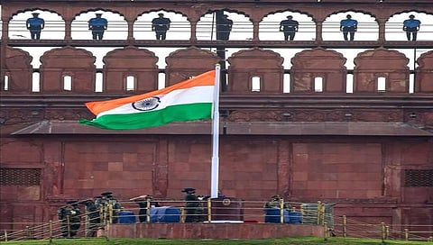 ಕೆಂಪು ಕೋಟೆಯಲ್ಲಿ ಭಾರತೀಯ ಯೋಧರಿಂದ ತಾಲೀಮು