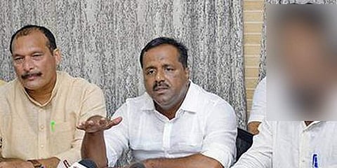 ಯುಟಿ ಖಾದರ್ ಮತ್ತು ಐವಾನ್ ಡಿಸೋಜ
