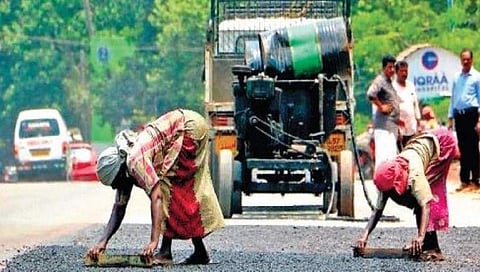 ಬೆಂಗಳೂರು ನಗರದಲ್ಲಿ ಸ್ಥಗಿತವಾಗಿರುವ ಅಥವಾ ವಿಳಂಬವಾಗಿರುವ ಕೆಲಸಗಳು
