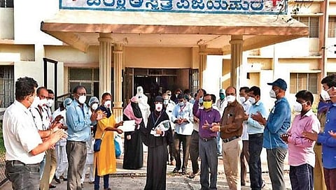 ವಿಜಯಪುರದ ಆರೋಗ್ಯ ಕೇಂದ್ರ